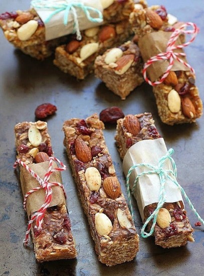 Almond Cranberry Granola Bar