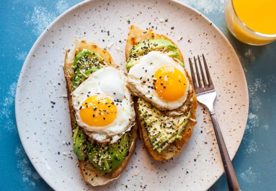 Avo Toast with Egg