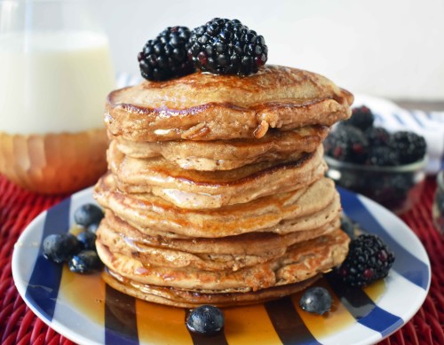 Banana Oatmeal Pancakes