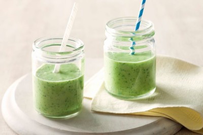 green-breakfast-smoothie-1