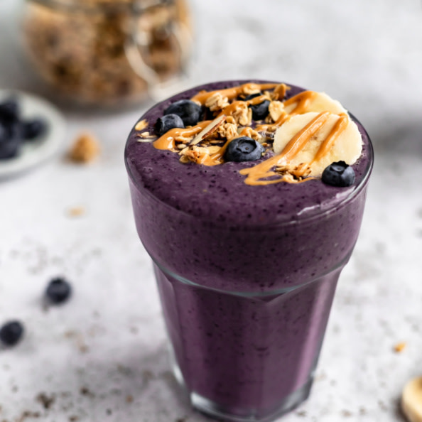 Peanut Butter Blueberry Smoothie