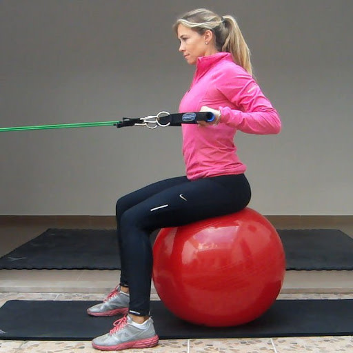 Med Ball Cable Row